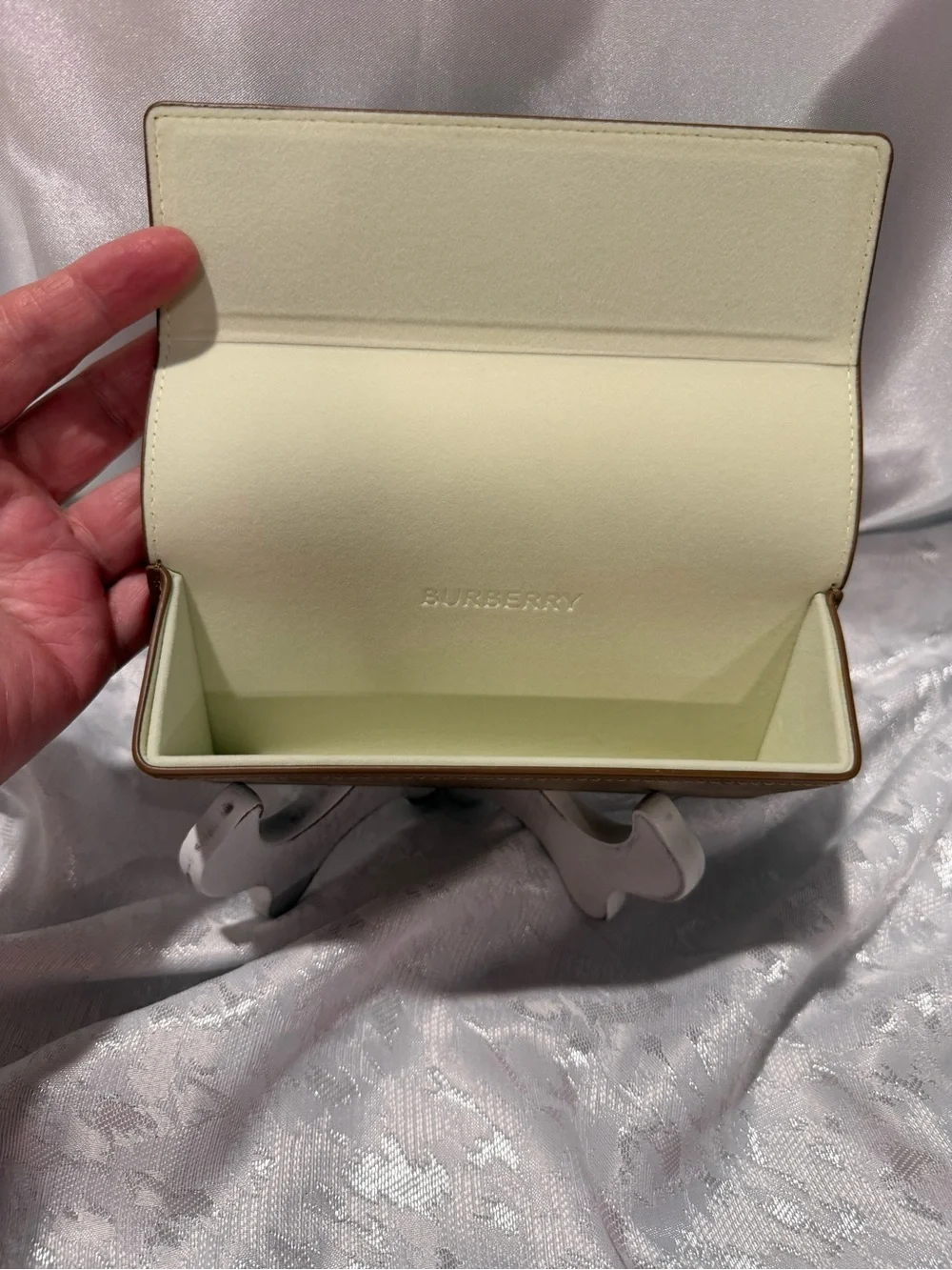 Burberry Brown Leather Glasses Case NWOT